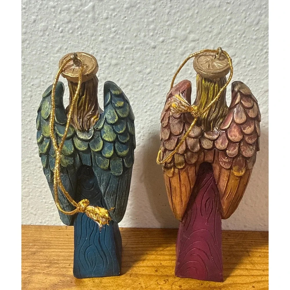 Unbranded pair hand